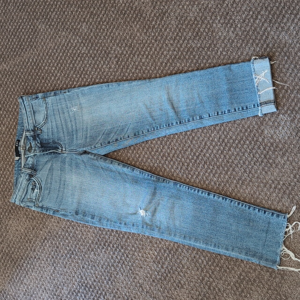 Kut from the Kloth Light Blue Distressed Straight Jeans